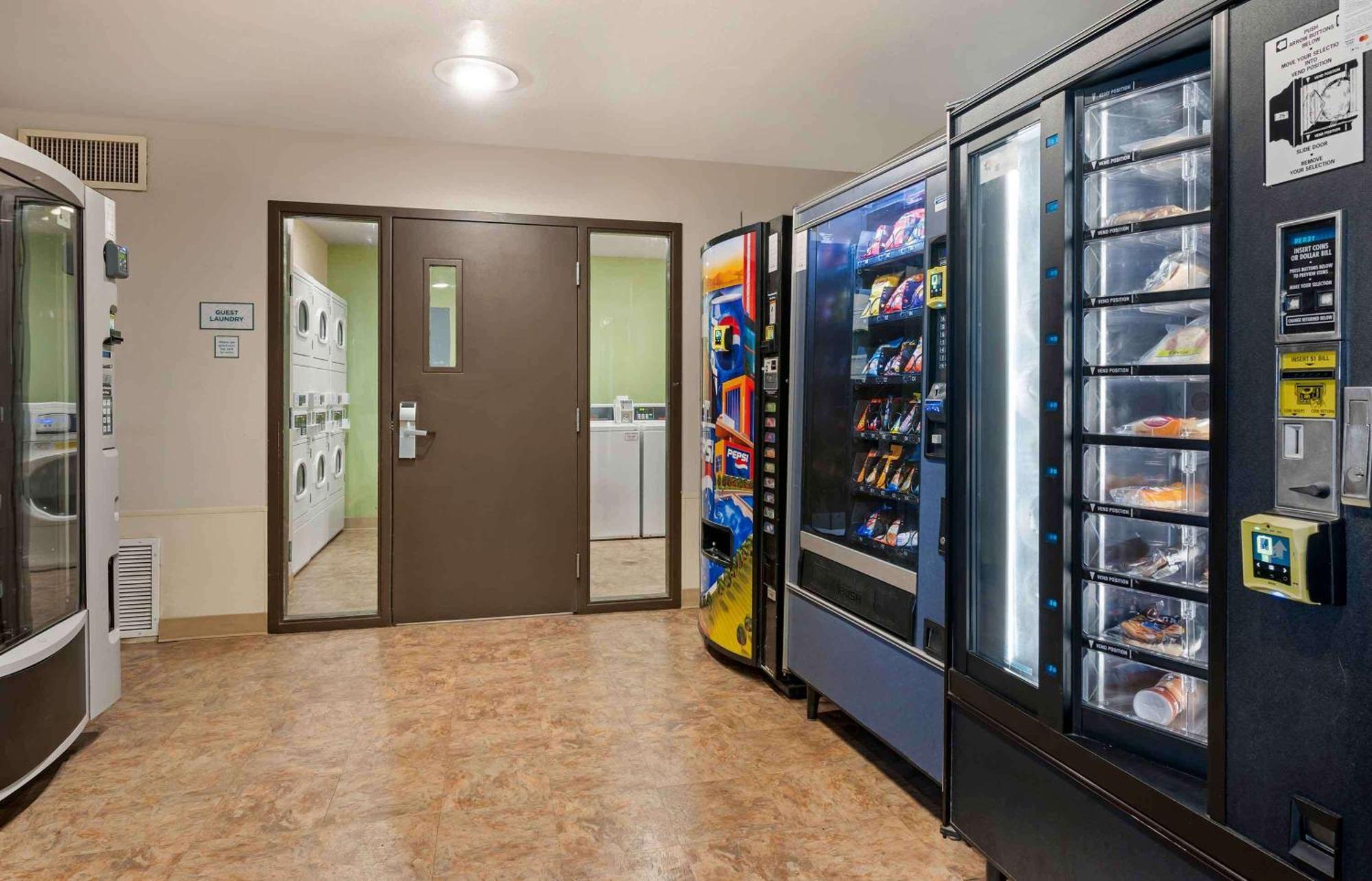 Extended Stay America Select Suites - Cincinnati - Шаронвилл Экстерьер фото